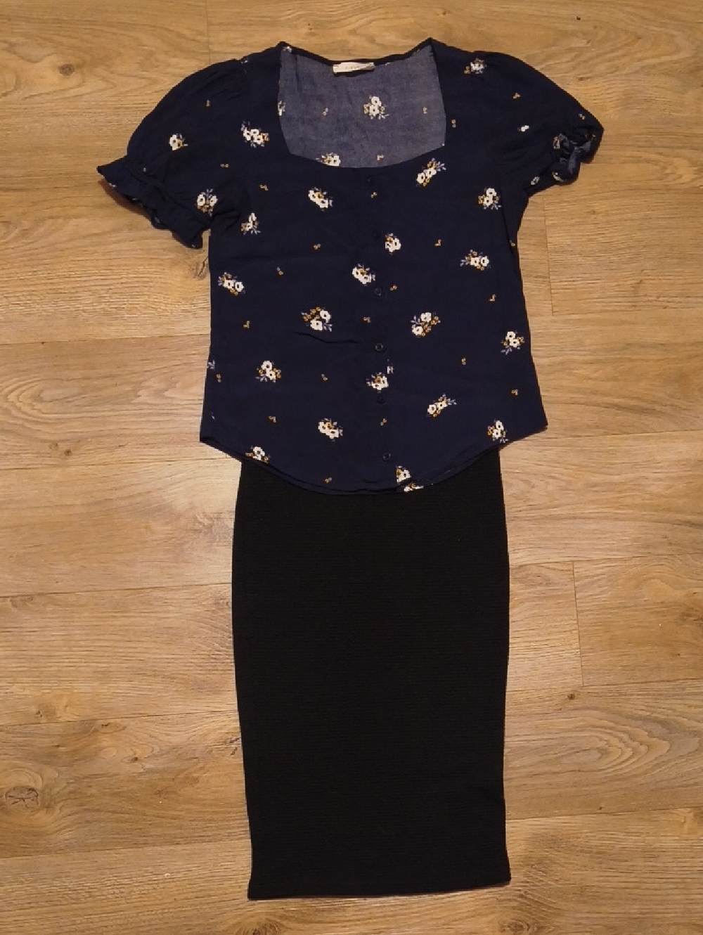 Navy Floral Scoop Neck Blouse With Bodycon Ribbed Skirt
